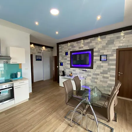 Violet Sea Breeze Spalato