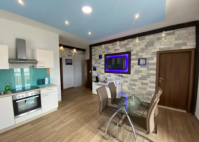 Violet Sea Breeze سبليت