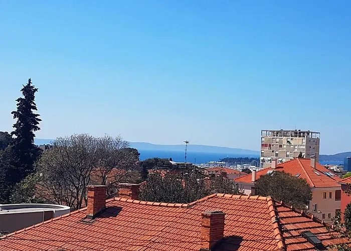 Violet Sea Breeze شقة سبليت