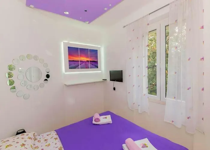 Violet Sea Breeze شقة سبليت